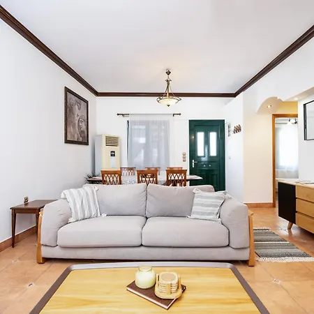 Apartman Marys Beachfront Vlihádia