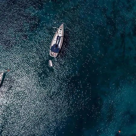 Marys Beachfront Apartament