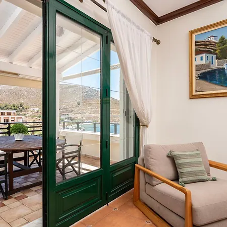 Marys Beachfront * Vlichadia