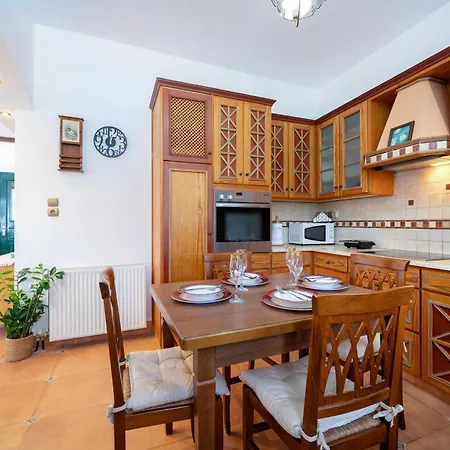 Apartament Marys Beachfront *